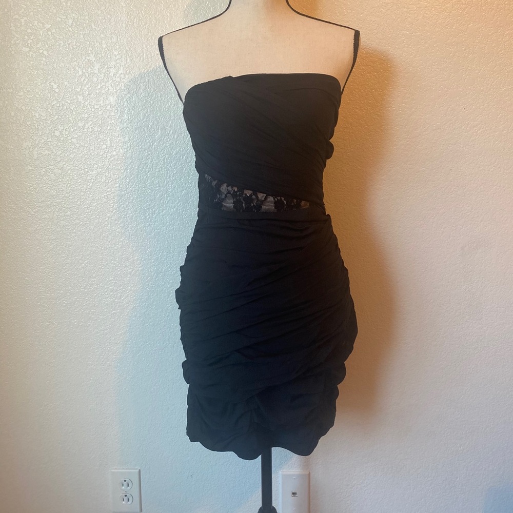 Fitted strapless cocktail dress